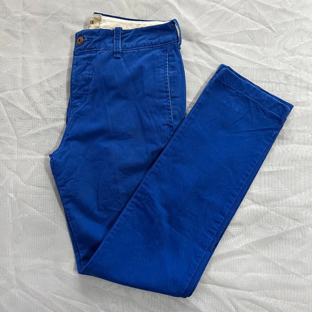 hollister button fly chinos blue size 31x32